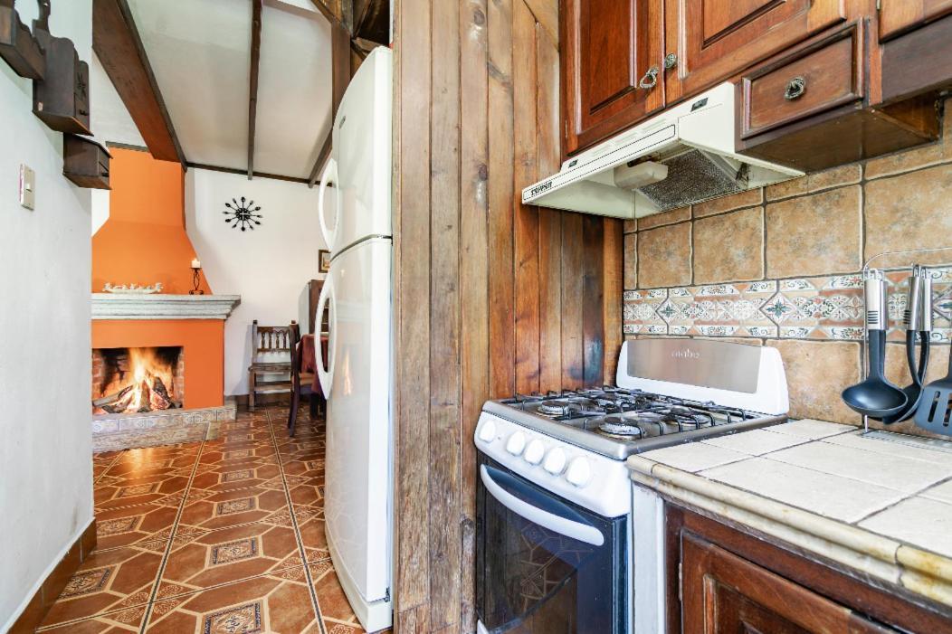 Villas Santa Ana-Ricardo Antigua Exteriör bild