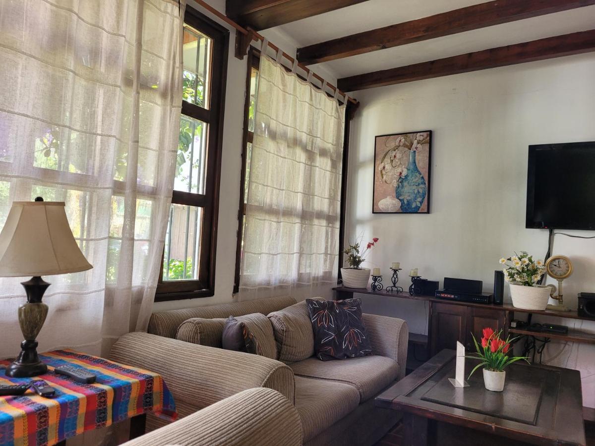 Villas Santa Ana-Ricardo Antigua Exteriör bild