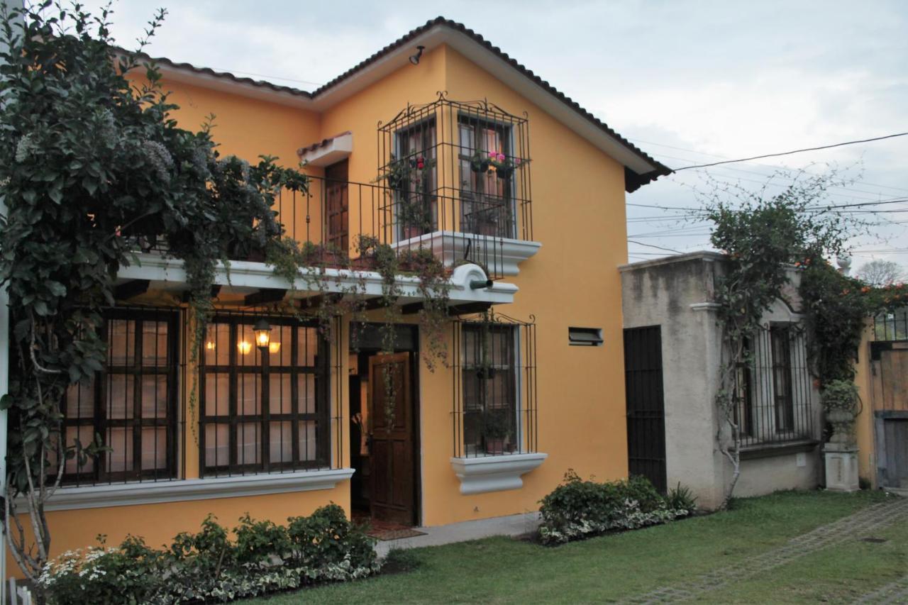 Villas Santa Ana-Ricardo Antigua Exteriör bild