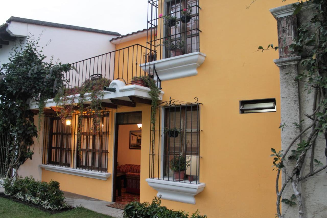 Villas Santa Ana-Ricardo Antigua Exteriör bild